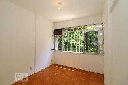 Apartamento à venda com 136m², 3 quartos e 1 vaga Apartamento à venda com 136m², 3 quartos e 1 vagaQuarto 3.