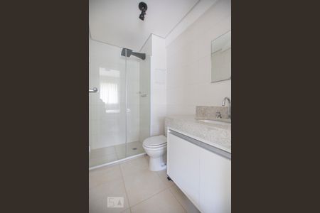 Banheiro de kitnet/studio para alugar com 1 quarto, 40m² em Vila Arens I, Jundiaí