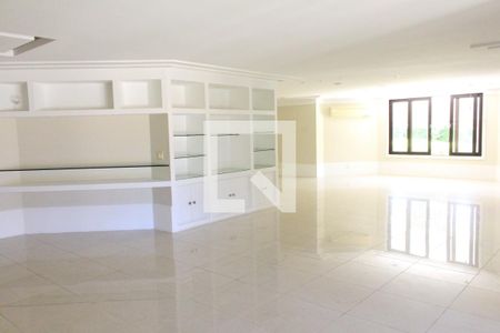 Casa de condomínio à venda com 651m², 4 quartos e 6 vagasSala