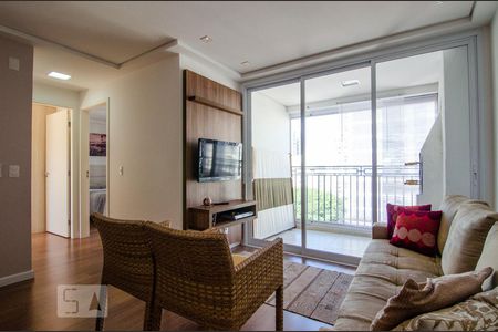 Sala de apartamento para alugar com 2 quartos, 68m² em Cambuí, Campinas