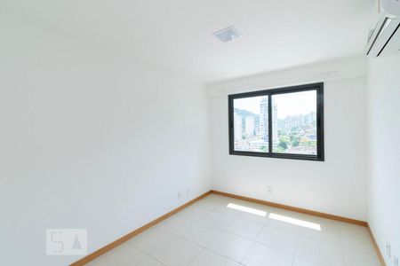 Quarto 1 de apartamento à venda com 3 quartos, 100m² em Vital Brasil, Niterói