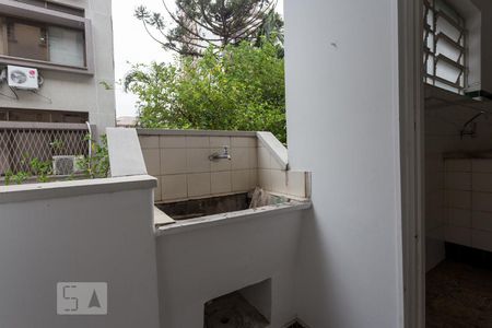 Área de serviço e varanda de apartamento para alugar com 2 quartos, 70m² em Petrópolis, Porto Alegre