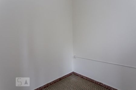 Quarto de serviço de apartamento para alugar com 2 quartos, 70m² em Petrópolis, Porto Alegre