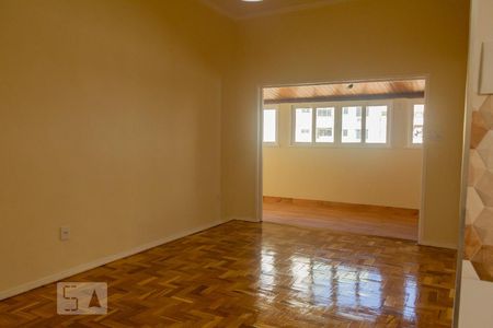 Sala integrada com a cozinha de apartamento para alugar com 2 quartos, 77m² em Tijuca, Rio de Janeiro