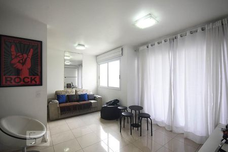 Sala de apartamento à venda com 2 quartos, 75m² em Paraíso do Morumbi, São Paulo