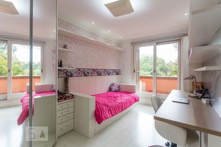 Casa de condomínio à venda com 520m², 4 quartos e 5 vagas Casa de condomínio à venda com 520m², 4 quartos e 5 vagasSuíte 1