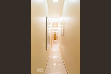 Corredor de casa para alugar com 4 quartos, 500m² em Mooca, São Paulo