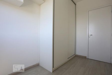 Quarto 01 de apartamento para alugar com 3 quartos, 74m² em Tamboré, Barueri