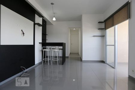 Apartamento para alugar com 74m², 3 quartos e 1 vagaSala