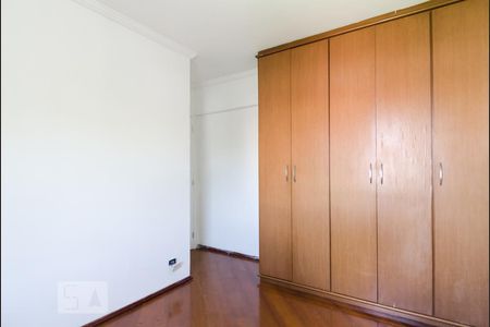 Quarto 2 de apartamento para alugar com 2 quartos, 50m² em Jardim Stetel, Santo André