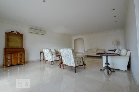 Sala de estar de apartamento à venda com 4 quartos, 530m² em Santa Cecília, São Paulo