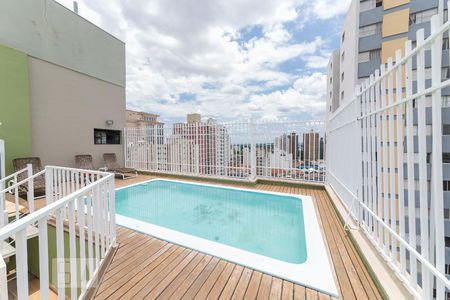 Piscina de apartamento à venda com 1 quarto, 60m² em Centro, Campinas