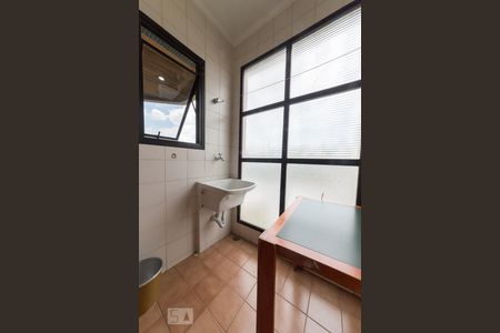 Lavanderia de apartamento à venda com 1 quarto, 60m² em Centro, Campinas