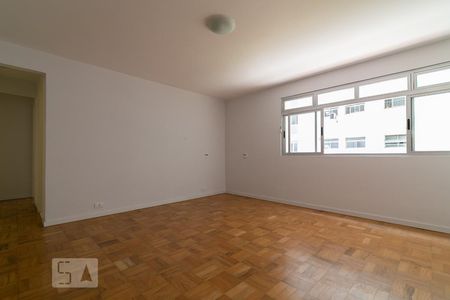 Apartamento à venda com 80m², 2 quartos e sem vagaSala