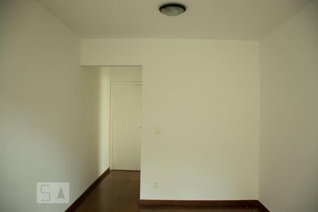 Sala de apartamento para alugar com 2 quartos, 50m² em Sumaré, São Paulo