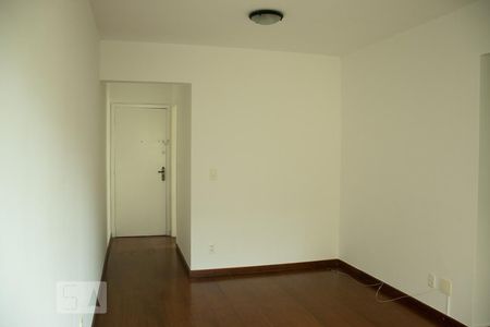 Sala de apartamento para alugar com 2 quartos, 50m² em Sumaré, São Paulo