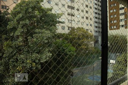 Vista da Sala de apartamento para alugar com 2 quartos, 50m² em Sumaré, São Paulo