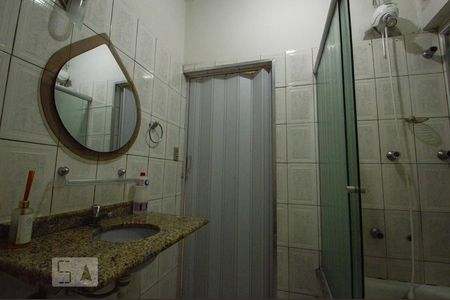 Banheiro de apartamento para alugar com 2 quartos, 56m² em Bela Vista, São Paulo