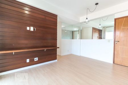 Sala de apartamento para alugar com 2 quartos, 65m² em Jacarepaguá, Rio de Janeiro