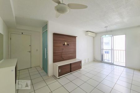 Sala de apartamento à venda com 3 quartos, 67m² em Engenho de Dentro, Rio de Janeiro