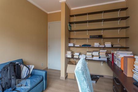 Quarto 1 de apartamento para alugar com 2 quartos, 70m² em São João, Porto Alegre