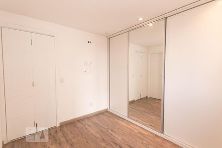 Suíte 2  de apartamento para alugar com 2 quartos, 69m² em Vila Brasílio Machado, São Paulo