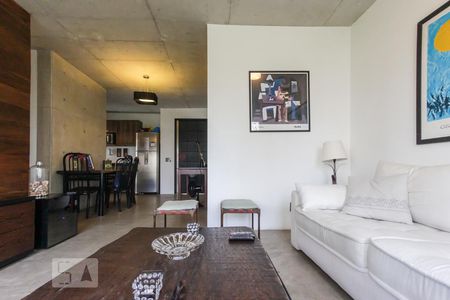 sala de apartamento para alugar com 2 quartos, 70m² em Jardim Fonte do Morumbi, São Paulo