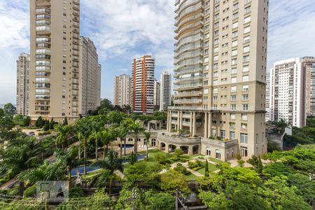 vista sala de apartamento para alugar com 2 quartos, 70m² em Jardim Fonte do Morumbi, São Paulo