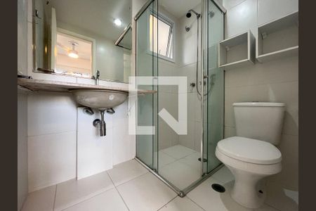 Banheiro da Suíte de apartamento para alugar com 2 quartos, 116m² em Jardim Prudência, São Paulo