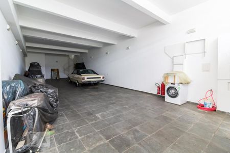 Garagem de casa à venda com 3 quartos, 1212m² em Jardim Dourado, Guarulhos