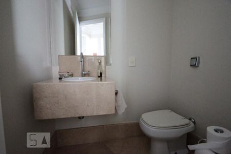 Lavabo de apartamento para alugar com 3 quartos, 369m² em Real Parque, São Paulo