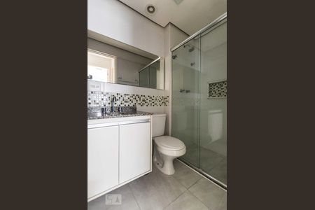 Banheiro de apartamento à venda com 2 quartos, 68m² em Bethaville I, Barueri