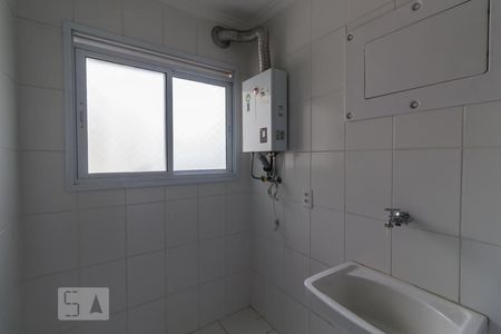 Área de serviço de apartamento à venda com 3 quartos, 77m² em Jardim Flor da Montanha, Guarulhos