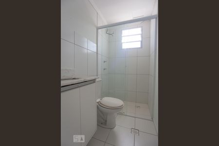 Banheiro  de apartamento à venda com 2 quartos, 45m² em Loteamento Parque São Martinho, Campinas