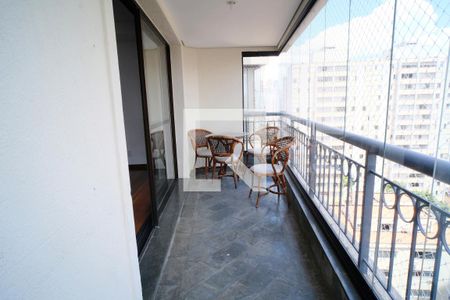 Varanda da Sala de apartamento à venda com 3 quartos, 137m² em Paraíso, São Paulo