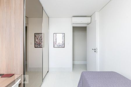 Quarto 1 de apartamento à venda com 2 quartos, 150m² em Savassi, Belo Horizonte