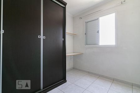 Quarto 1 de apartamento para alugar com 2 quartos, 50m² em Vila Firmiano Pinto, São Paulo