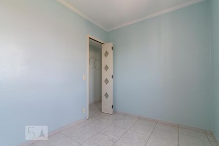 Quarto 2 de apartamento para alugar com 2 quartos, 50m² em Vila Firmiano Pinto, São Paulo