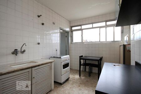 Cozinha de apartamento para alugar com 3 quartos, 92m² em Bela Vista, São Paulo