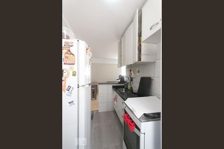 Cozinha  de apartamento para alugar com 2 quartos, 60m² em Aclimação, São Paulo