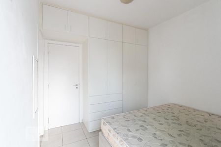 Suíte  de apartamento para alugar com 1 quarto, 30m² em Liberdade, São Paulo