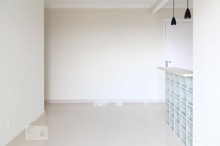 Sala de apartamento à venda com 2 quartos, 65m² em Vila Medeiros, São Paulo