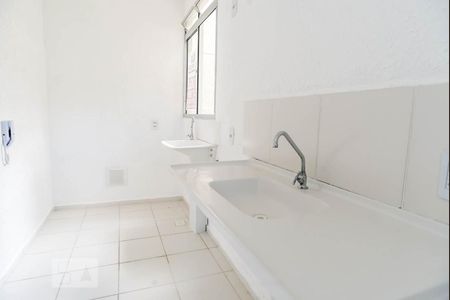 Cozinha de apartamento à venda com 2 quartos, 40m² em Cavalhada, Porto Alegre