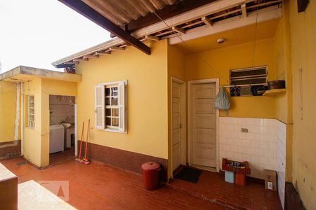 Fundos de casa à venda com 3 quartos, 170m² em Sumarezinho, São Paulo