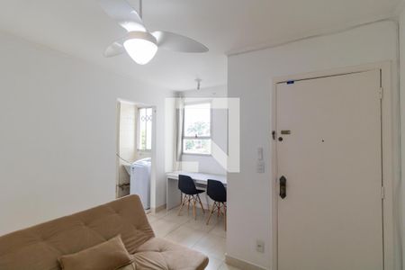 Sala de apartamento para alugar com 1 quarto, 40m² em Vila Itapura, Campinas