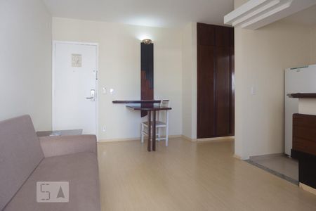 Sala de apartamento à venda com 1 quarto, 55m² em Cambuí, Campinas