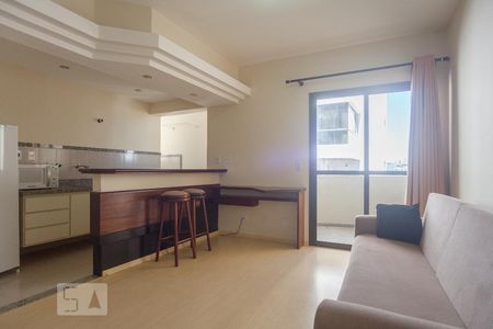 Sala de apartamento para alugar com 1 quarto, 55m² em Cambuí, Campinas