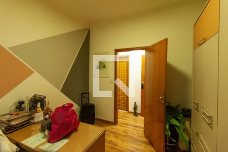 Quarto 1 de casa à venda com 3 quartos, 480m² em Vila Lúcia, São Paulo