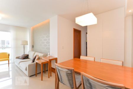 Sala de apartamento para alugar com 3 quartos, 97m² em Maracanã, Rio de Janeiro