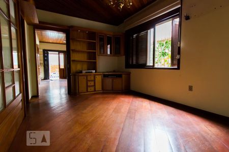 Sala de casa à venda com 7 quartos, 387m² em São João, Porto Alegre